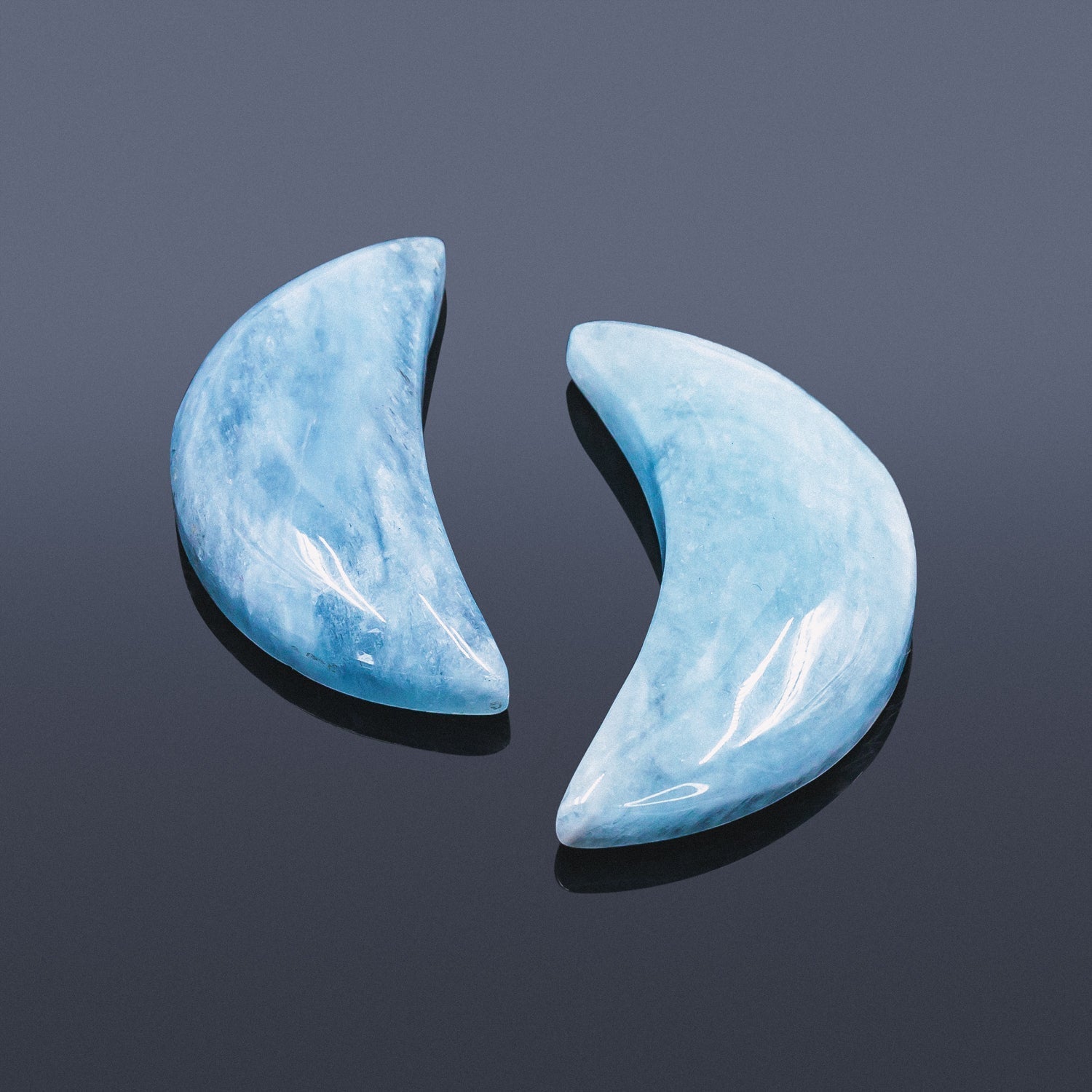 2'' Aquamarine Moon