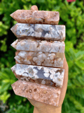 Flower agate point